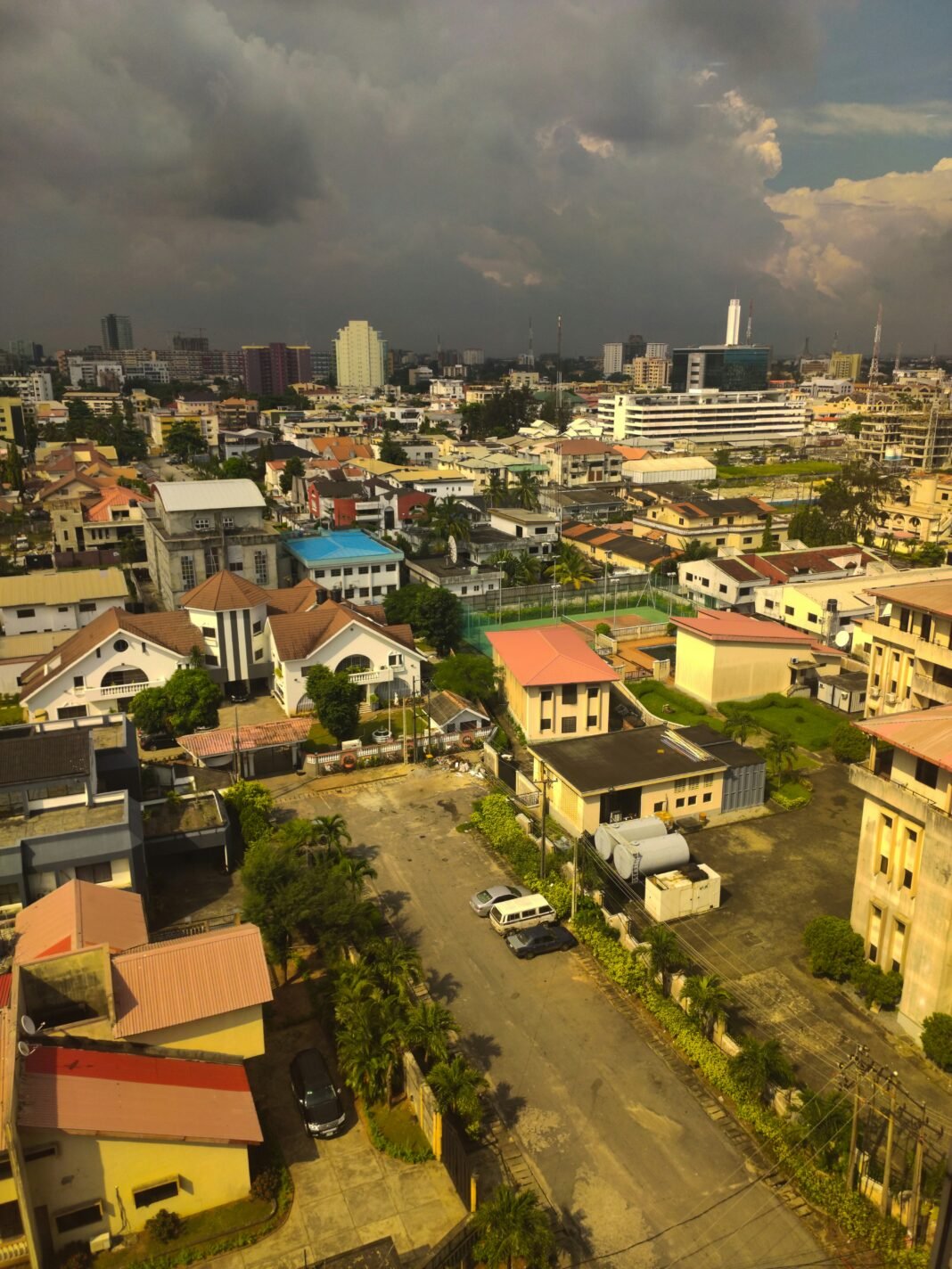 Rent, Wages and Status: Real Money Lessons From Lagos Life Aerial view of houses and apartment buildings in Victoria Island, Lagos